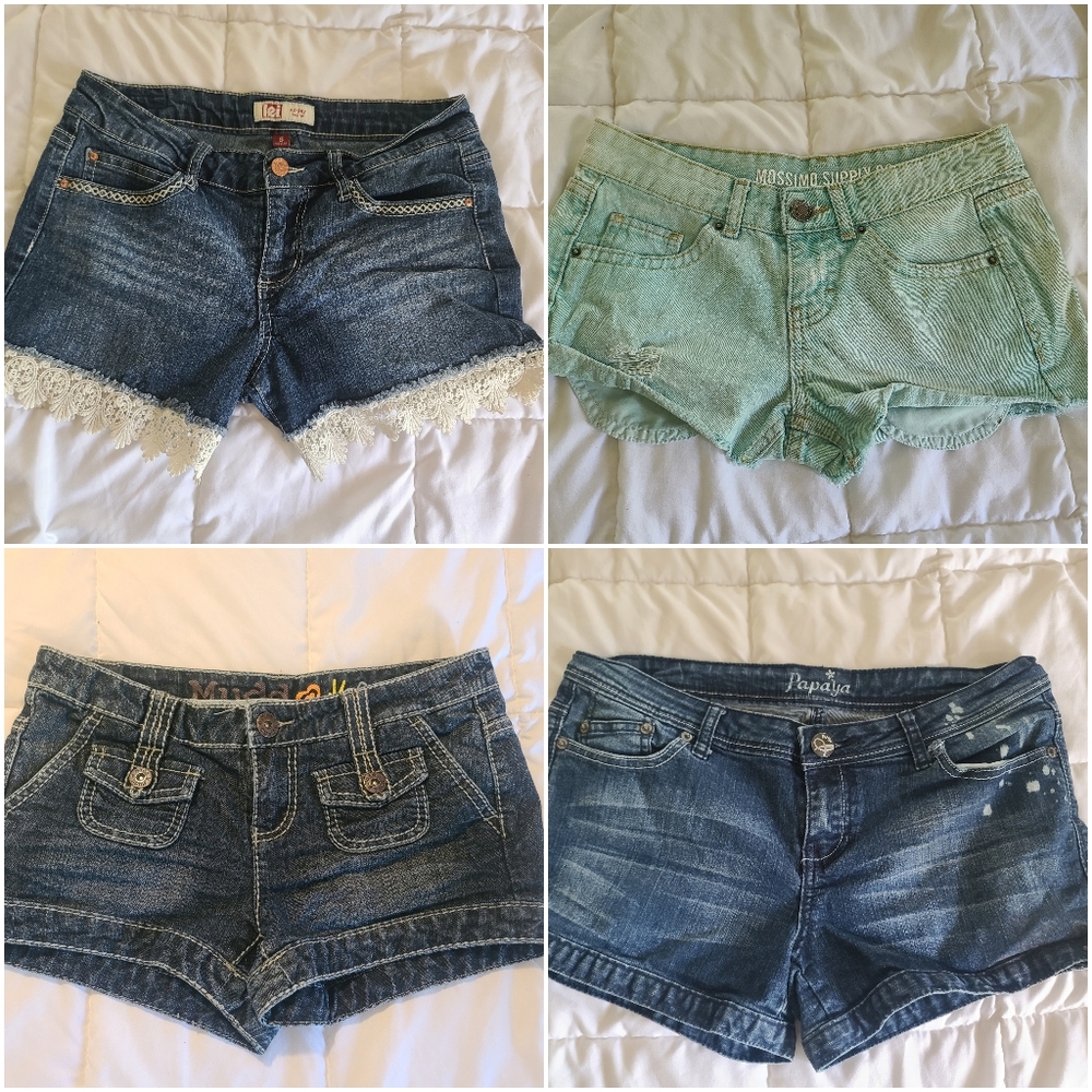 Womens Juniors size 5 short bundle